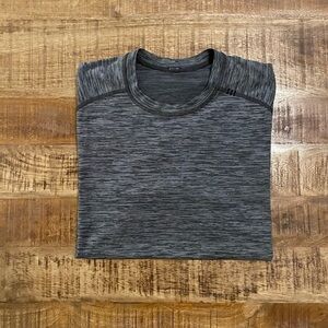 Lululemon Metal Vent Tech Short Sleeve Shirt